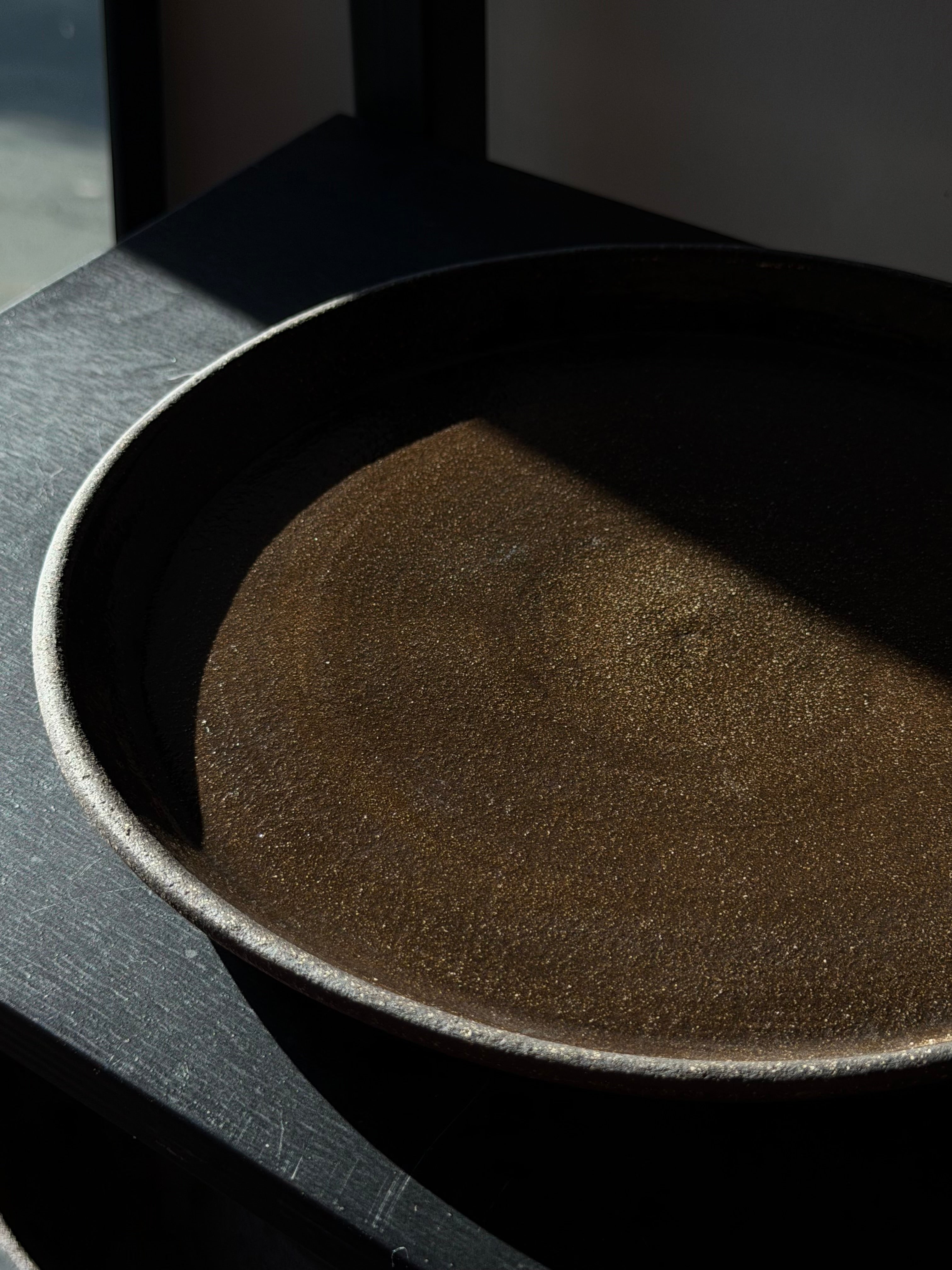 Flat plate DARK CHOCOLATE 25/1 cm