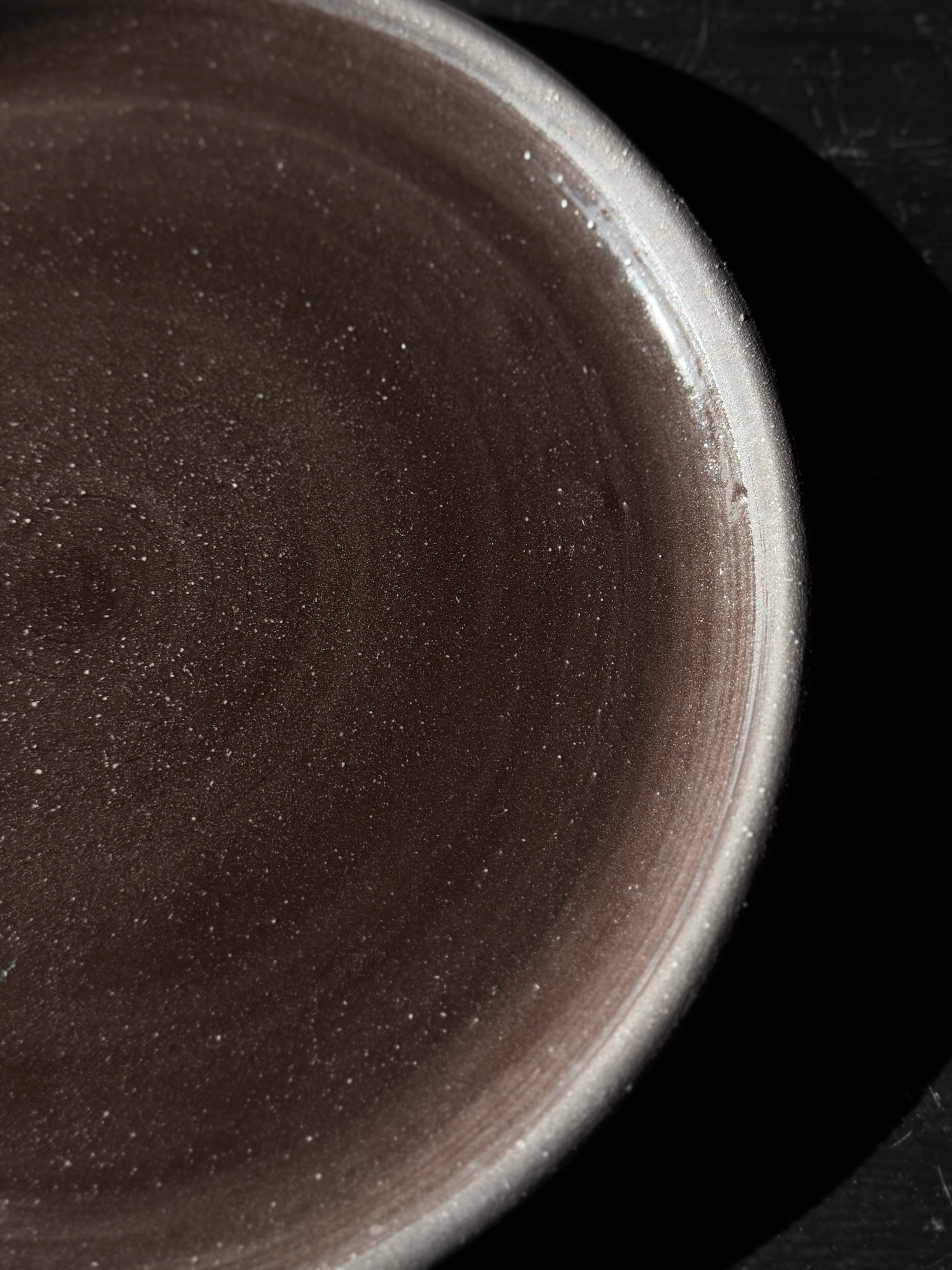 Flat plate BLACK STONE 21 cm